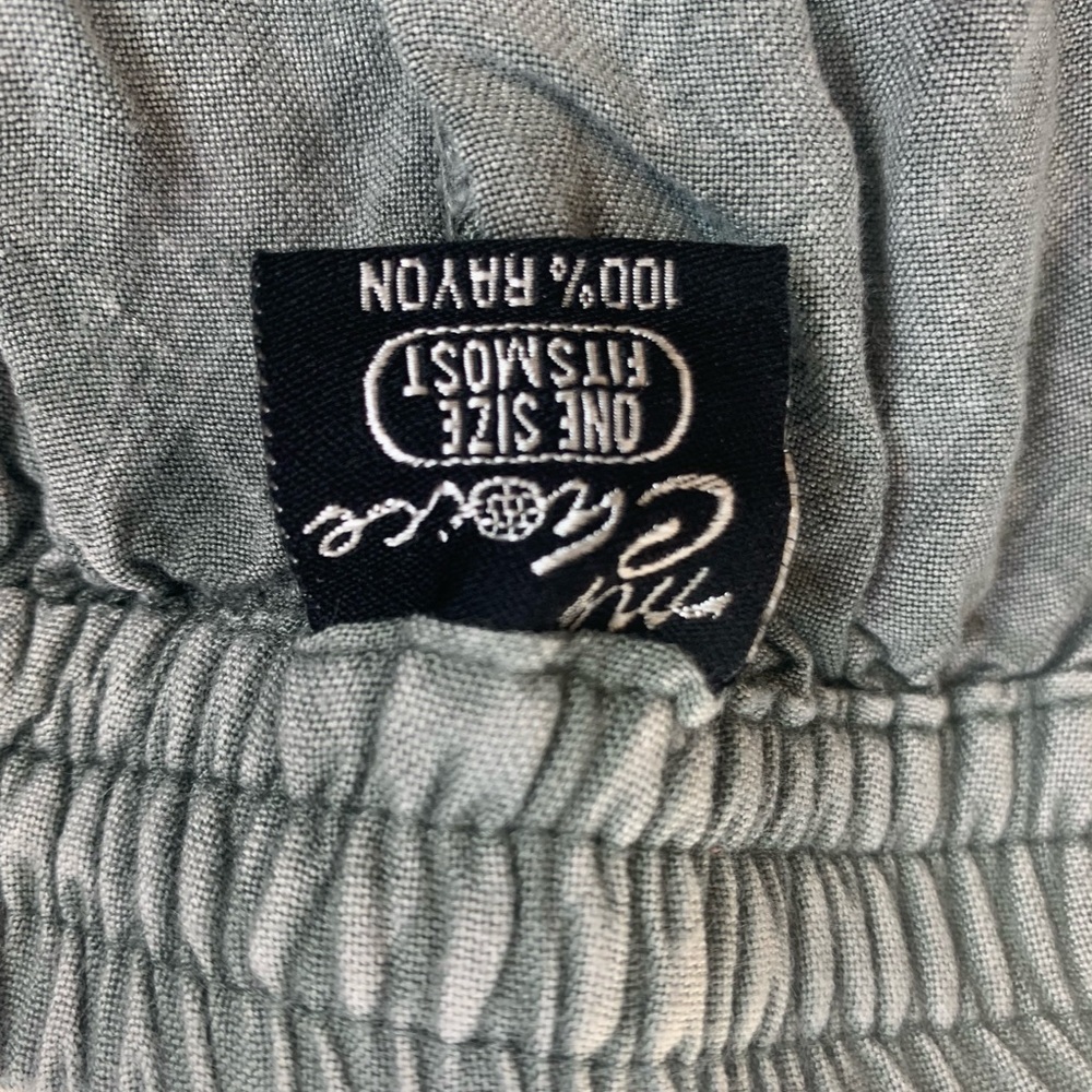 my choice baggy capri pant✨ - Picture 2 of 2